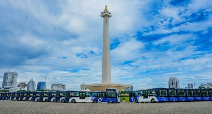 Dukung Jakarta Bebas Polusi, Transjakarta Luncurkan 200 Bus Listrik