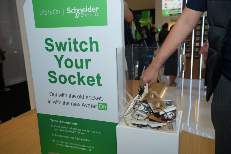 Schneider Electric Tampilkan Inovasi Kelistrikan dan Kolaborasi Inklusif di IndoBuildTech 2025