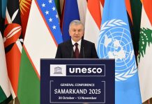 Konferensi Umum ke-43 UNESCO Resmi Dibuka di Samarkand, Pertama Kali Digelar di Luar Eropa Presiden Shavkat Mirziyoyev saat berpidato pada Peresmian Konferensi Umum UNESCO Sesi ke-43