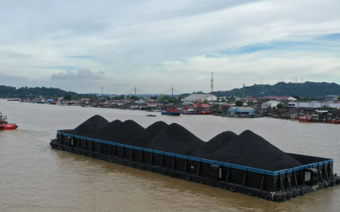 Harga Batu Bara Acuan Juni Naik Jadi US$ 123,91, Menteri ESDM Bahlil Beri Sinyal Relaksasi Kuota Produksi