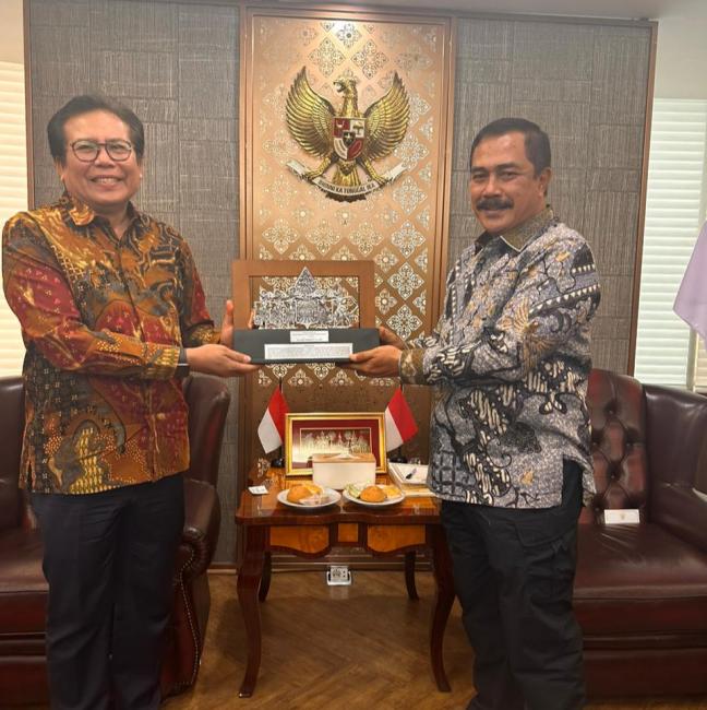 Bebas Visa ke Uzbekistan Sah! Warga Kazakhstan Kini Bebas Visa ke Indonesia