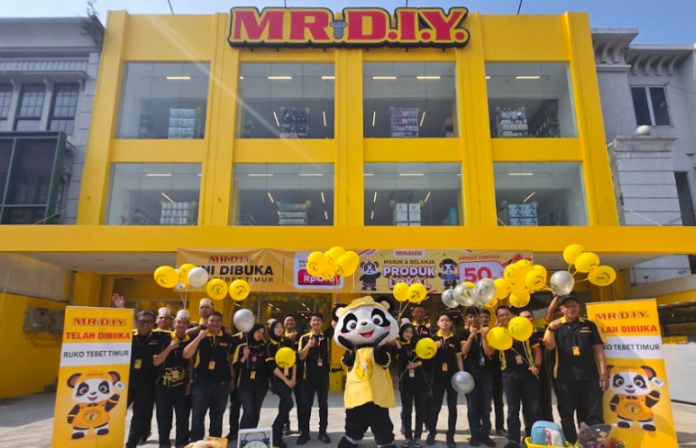 MR.D.I.Y. Indonesia, MDIY, ekspansi ritel, toko rumah tangga, retail Indonesia, 1.400 toko, standalone store, ekspansi 2026, Hari Pelanggan Nasional, Edwin Cheah, PT Daya Intiguna Yasa Tbk, bisnis ritel